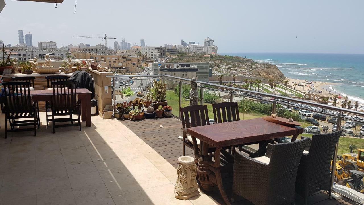 Ferienwohnung Jaffa Family Penthouse, Sea Front , 3Br, 2Ba, Tel Aviv-Jaffa Exterior foto